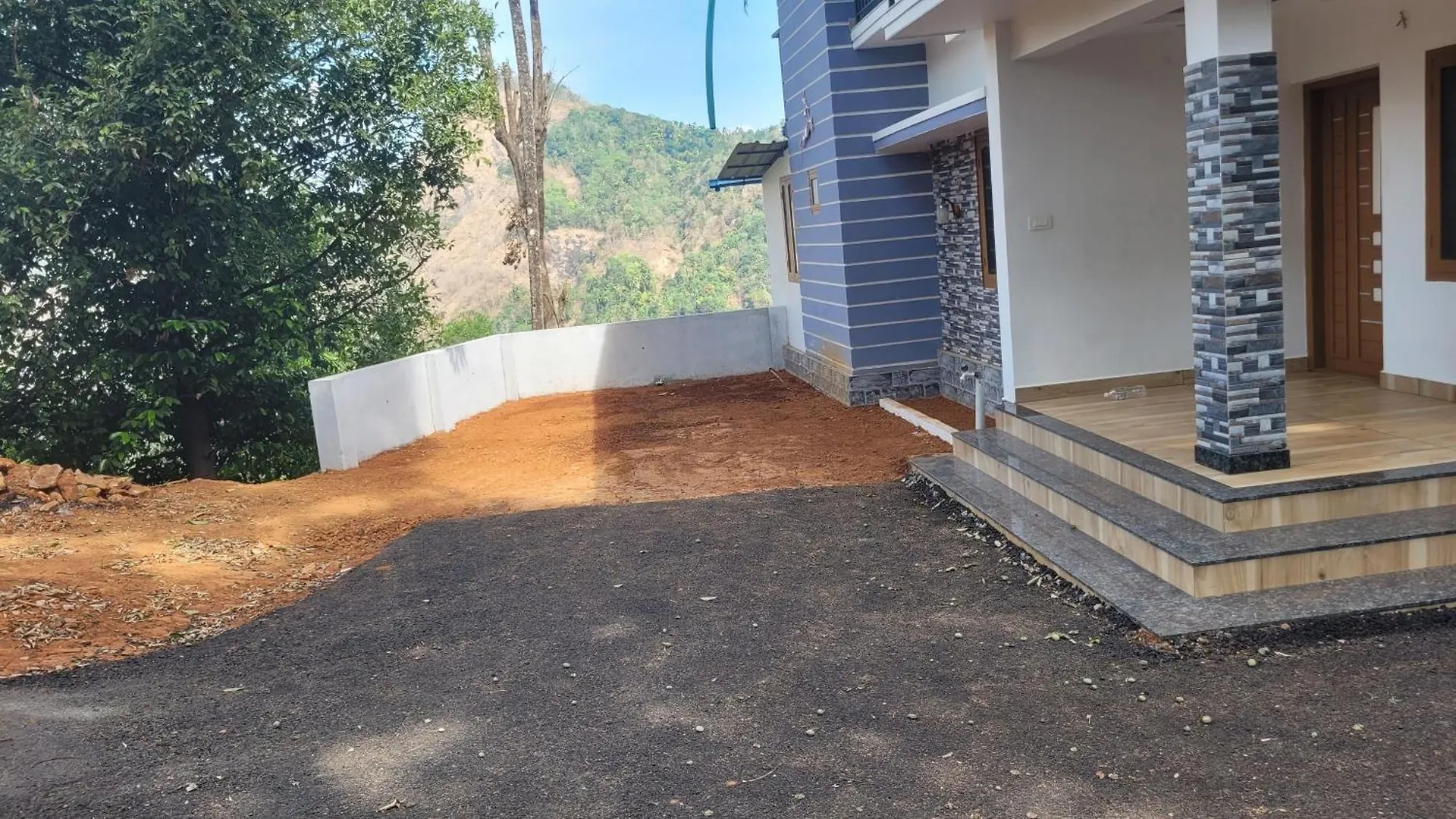 Newcastle Holidays & Resorts - Entire Property - 5 Bedrooms Kitchen Dining - Pool Coming Soon Kumudi Вилла